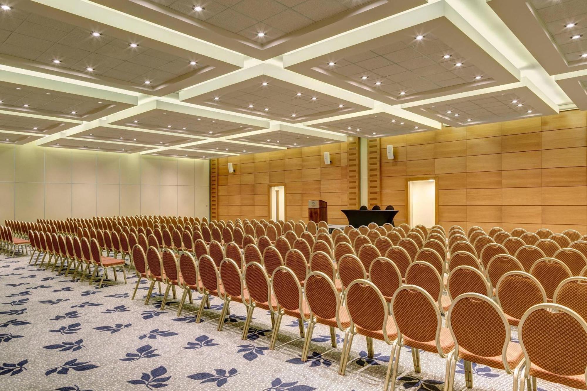 เชอราตัน มิรามาร์ โฮเต็ล แอนด์ คอนเวนชั่น เซ็นเตอร์ Hotel วิญาเดลมาร์ ภายนอก รูปภาพ The ballroom