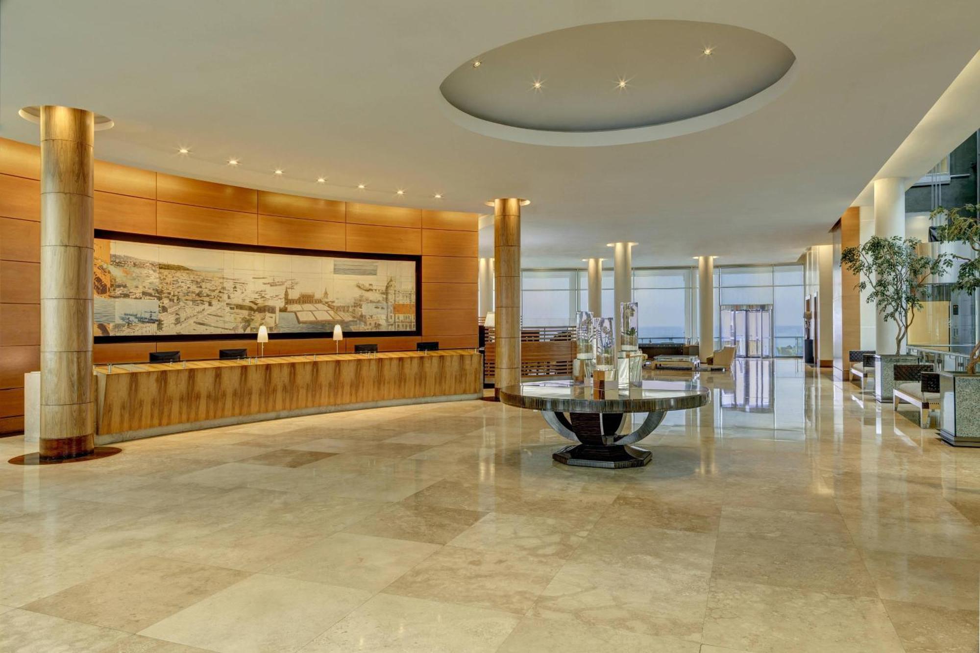 เชอราตัน มิรามาร์ โฮเต็ล แอนด์ คอนเวนชั่น เซ็นเตอร์ Hotel วิญาเดลมาร์ ภายนอก รูปภาพ Lobby